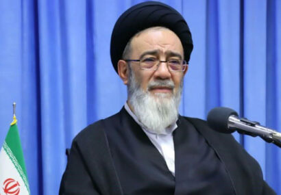 شهدای روحانی به جامعه معرفی شوند