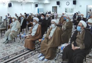همایش تجلیل از روحانیون رزمنده لشکر عاشورا
